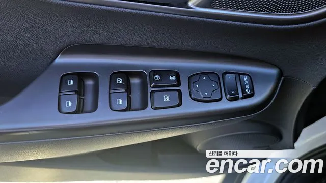 Hyundai Kona 2018 thumb 7