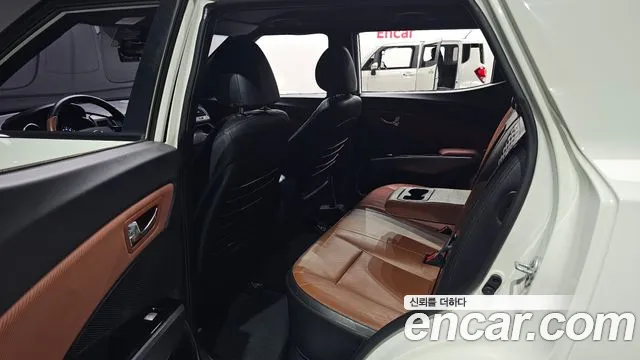 KG_Mobility_Ssangyong TIBOLI 2017 thumb 11