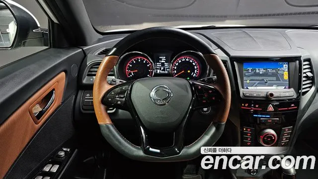 KG_Mobility_Ssangyong TIBOLI 2017 thumb 12