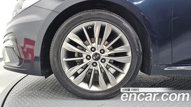 Kia K5 2018 thumb 4