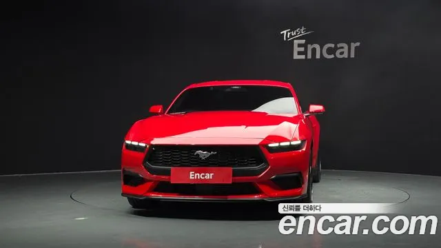 Ford Mustang Mach-E 2025 thumb 3