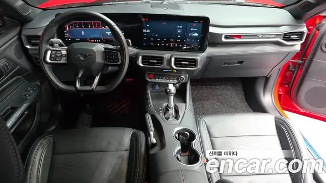 Ford Mustang Mach-E 2025 thumb 7