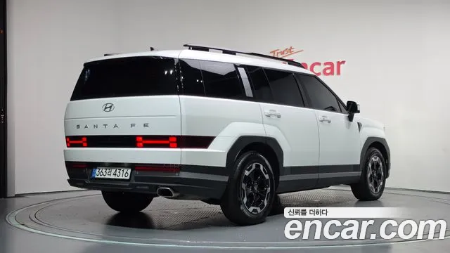 Hyundai Santa Fe 2024 thumb 2