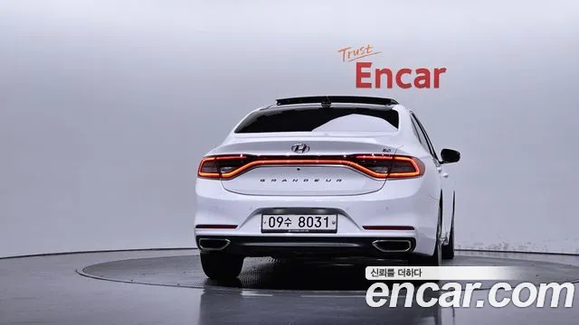 Hyundai Grandeur 2017 thumb 3