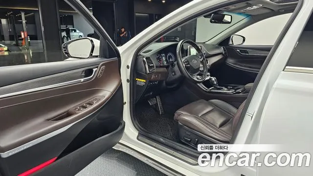 Hyundai Grandeur 2017 thumb 9