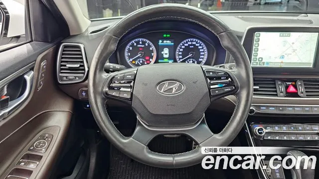 Hyundai Grandeur 2017 thumb 12