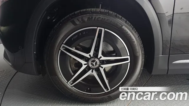 Mercedes-Benz EQA 2023 thumb 4