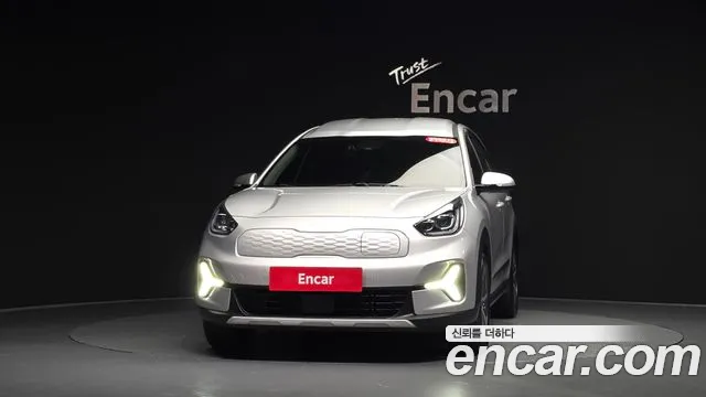 Kia Niro 2022 thumb 2
