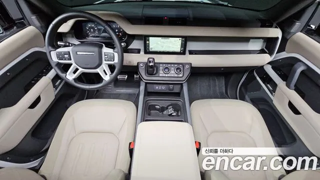 Land Rover Defender 2020 thumb 7