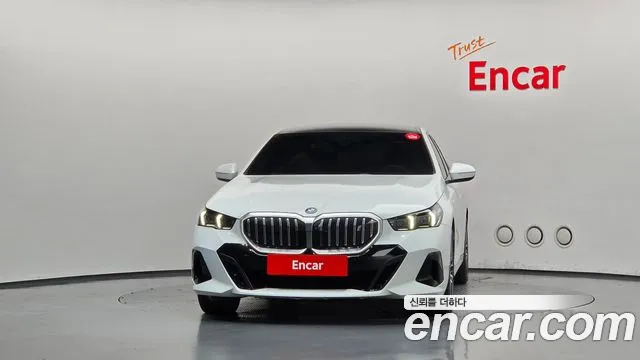 BMW i5 2024 thumb 3