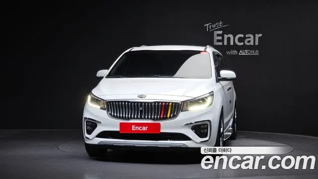 Kia Carnival 2018 thumb 3