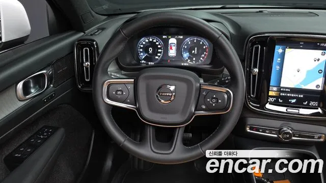 Volvo XC40 2022 thumb 12
