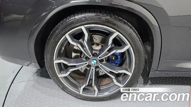 BMW X4M 2019 thumb 5