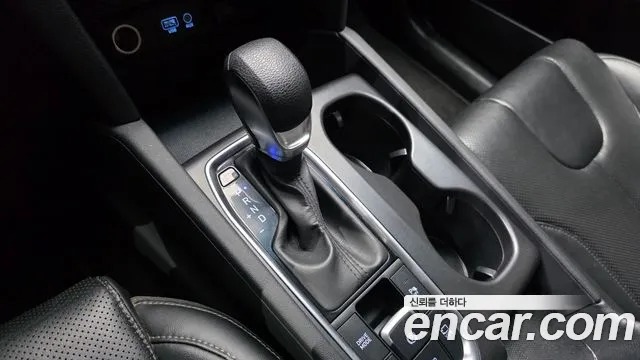 Hyundai Santa Fe 2019 thumb 9