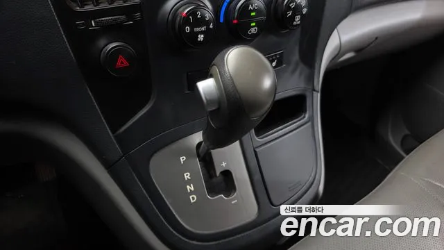 Hyundai Starex 2013 thumb 9