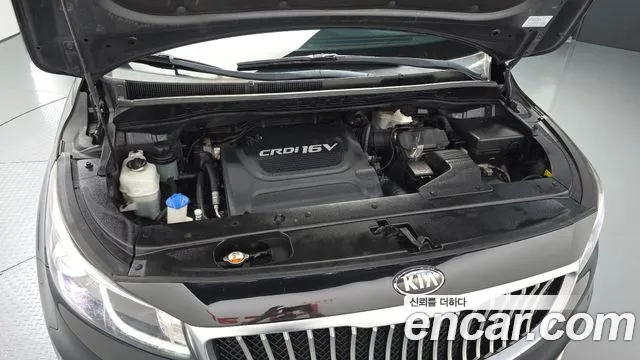 Kia Carnival 2017 thumb 5