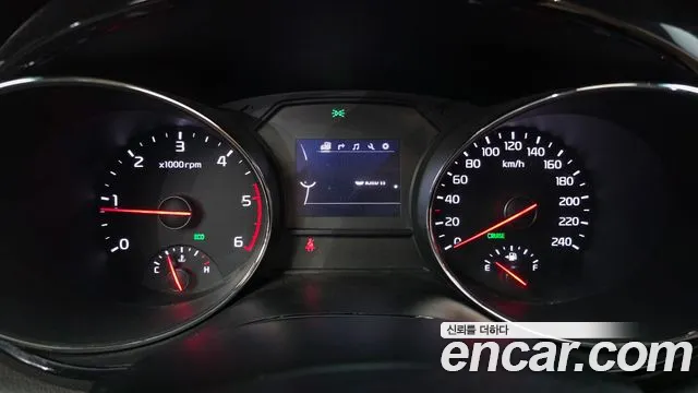 Kia Carnival 2017 thumb 7