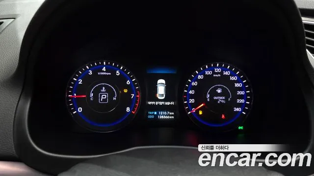 Hyundai i40 2014 thumb 8