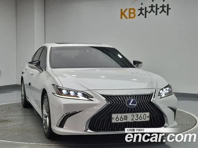 Lexus ES 2019 thumb 12