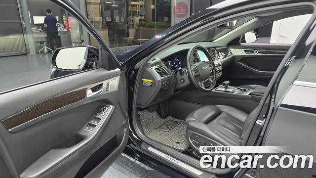 Genesis G80 2016 thumb 10