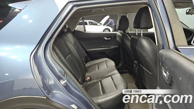 Kia Stonic 2018 thumb 11