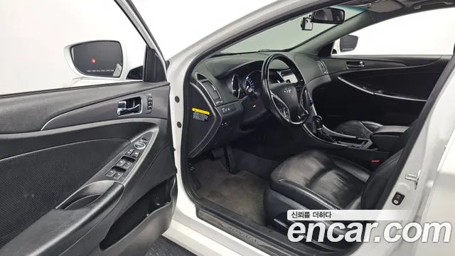 Hyundai Sonata 2013 thumb 9