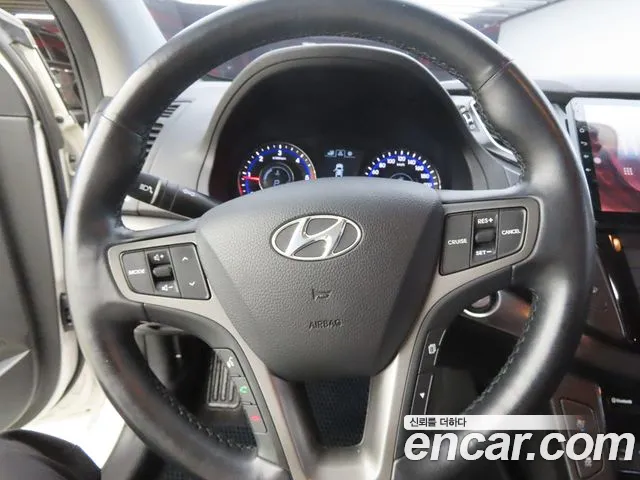 Hyundai i40 2016 thumb 8
