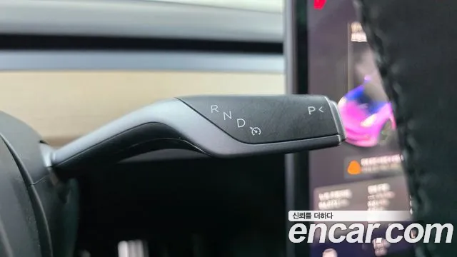Tesla Model 3 2021 thumb 8