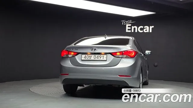 Hyundai Avante 2013 thumb 4