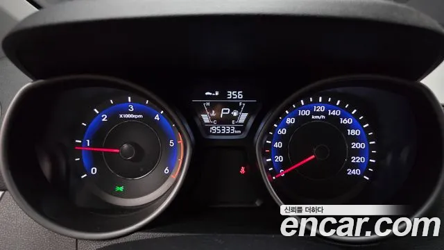 Hyundai Avante 2013 thumb 8