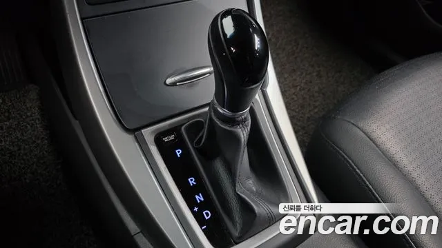 Hyundai Avante 2013 thumb 9