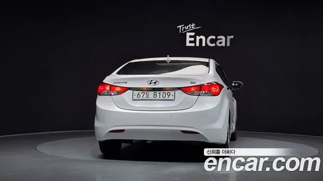 Hyundai Avante 2013 thumb 4