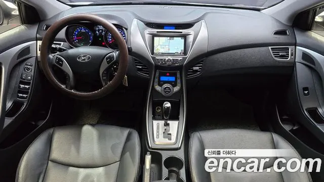 Hyundai Avante 2013 thumb 7