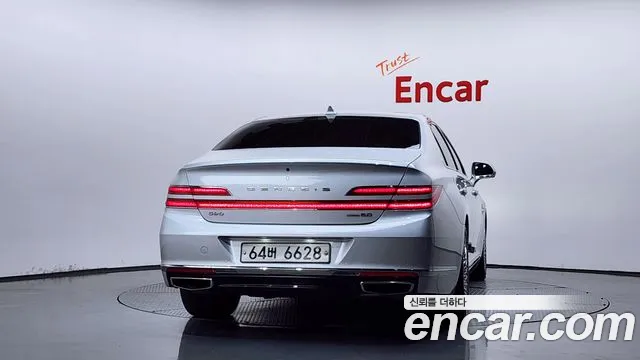 Genesis G90 2018 thumb 4