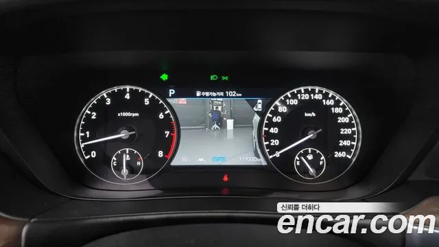 Genesis G90 2018 thumb 8