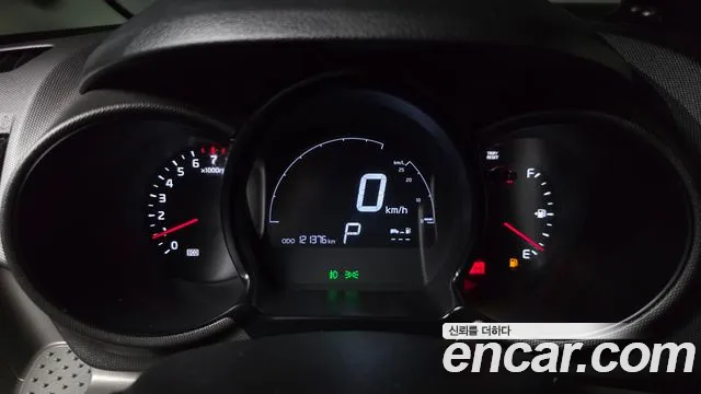 Kia Ray 2014 thumb 8