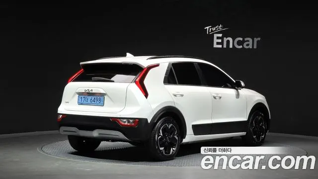 Kia Niro 2022 thumb 2