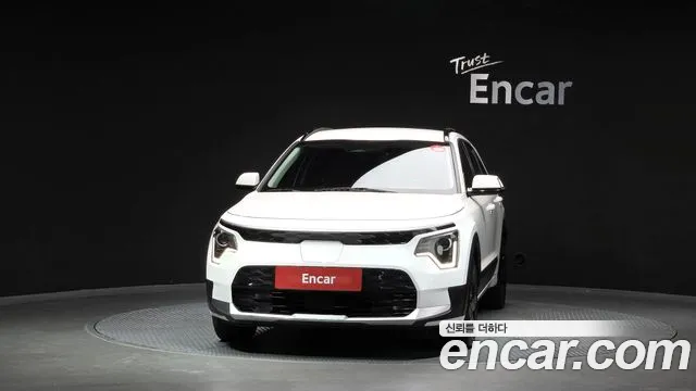 Kia Niro 2022 thumb 3