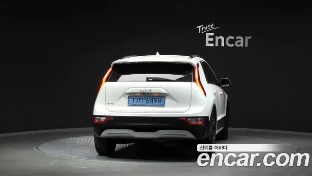 Kia Niro 2022 thumb 4