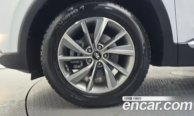 Hyundai Santa Fe 2020 thumb 4