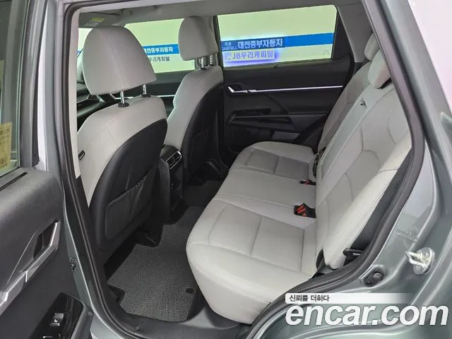 KG_Mobility_Ssangyong Torres 2022 thumb 10