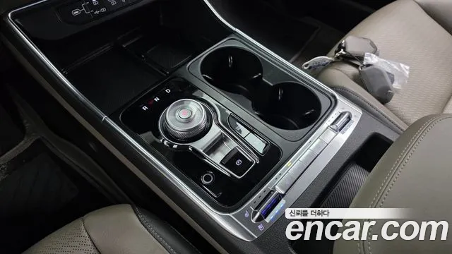 Kia Carnival 2024 thumb 9