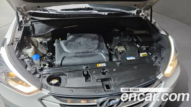 Hyundai Santa Fe 2012 thumb 6