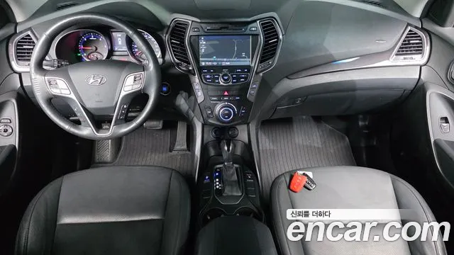 Hyundai Santa Fe 2012 thumb 7