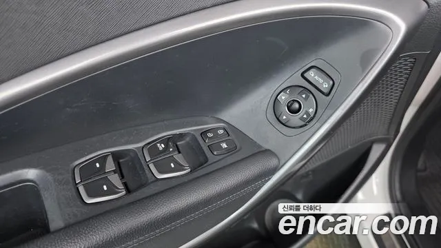 Hyundai Santa Fe 2012 thumb 11
