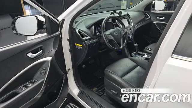 Hyundai Santa Fe 2015 thumb 9