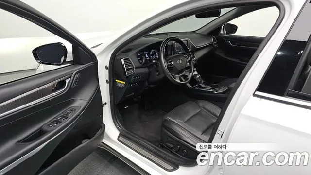 Hyundai Grandeur 2018 thumb 10
