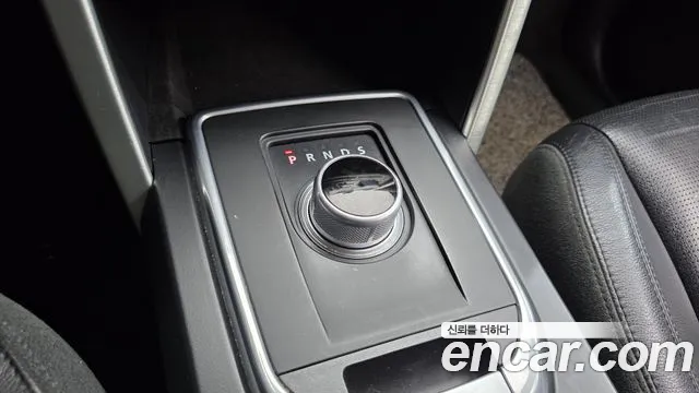 Land Rover Discovery Sport 2016 thumb 9