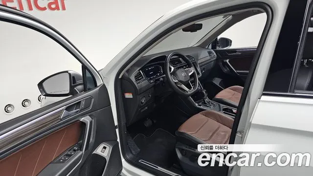 Volkswagen Tiguan 2023 thumb 9