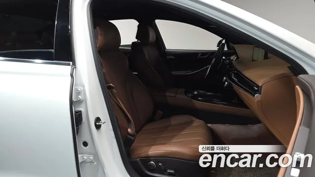Genesis G80 2021 thumb 11